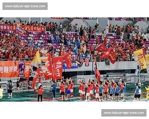 球迷的呐喊是动力，赛场上的每一个眼神都在传递力量！